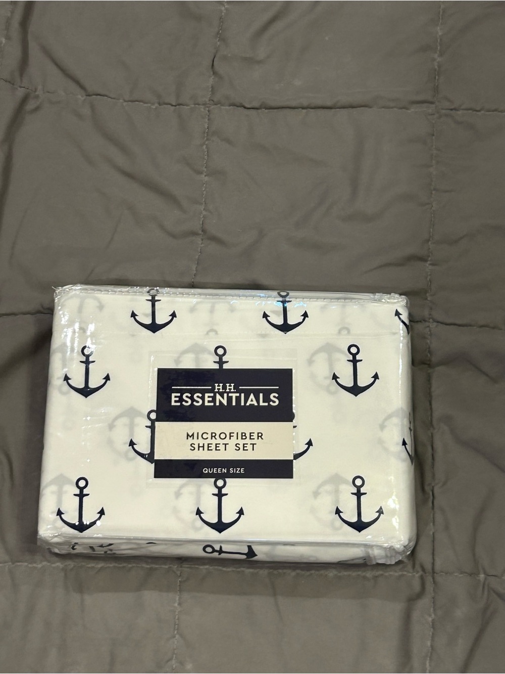H.H. Essentials microfiber sheet set navy blue anchor pattern Print Queen size